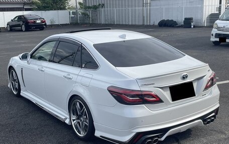 Toyota Crown, 2021 год, 2 410 000 рублей, 9 фотография