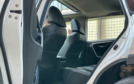 Toyota RAV4, 2022 год, 3 100 999 рублей, 12 фотография