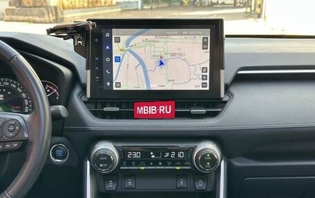 Toyota RAV4, 2022 год, 3 100 999 рублей, 15 фотография