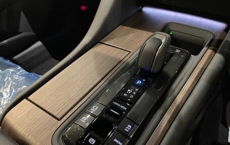 Toyota Crown, 2022 год, 5 600 999 рублей, 14 фотография
