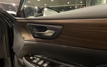 Toyota Crown, 2022 год, 5 600 999 рублей, 19 фотография