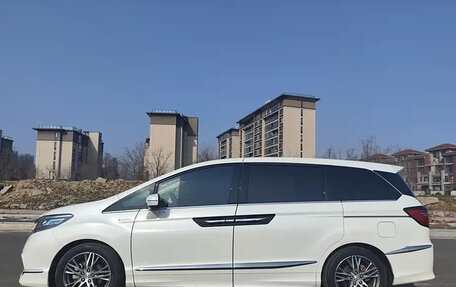 Honda Elysion, 2021 год, 2 800 000 рублей, 4 фотография