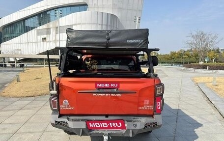 Isuzu D-Max, 2022 год, 3 830 000 рублей, 4 фотография