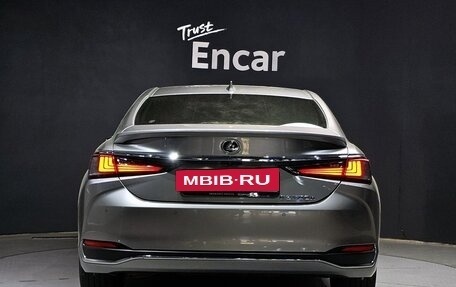 Lexus ES VII, 2022 год, 3 600 999 рублей, 3 фотография