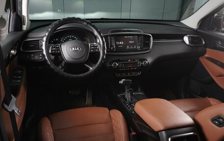 KIA Sorento II рестайлинг, 2019 год, 3 675 000 рублей, 6 фотография