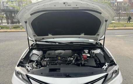 Toyota Camry, 2021 год, 1 980 000 рублей, 12 фотография