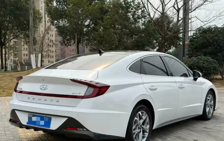 Hyundai Sonata VIII, 2021 год, 1 500 000 рублей, 4 фотография