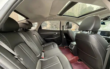 Hyundai Sonata VIII, 2021 год, 1 500 000 рублей, 10 фотография