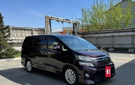 Toyota Vellfire I, 2012 год, 2 750 000 рублей, 2 фотография