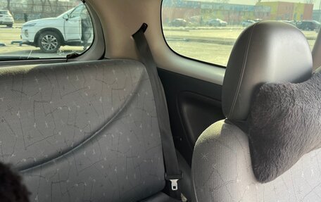 Toyota Vitz, 1999 год, 360 000 рублей, 14 фотография