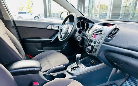 KIA Cerato III, 2010 год, 750 000 рублей, 10 фотография