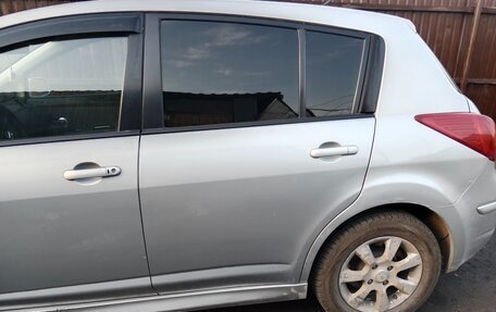 Nissan Tiida, 2010 год, 726 000 рублей, 2 фотография