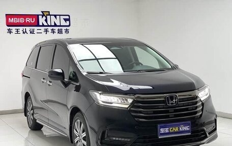 Honda Odyssey IV, 2024 год, 4 000 000 рублей, 17 фотография