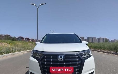 Honda Elysion, 2022 год, 3 250 000 рублей, 2 фотография