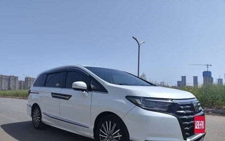 Honda Elysion, 2022 год, 3 250 000 рублей, 3 фотография