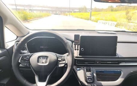 Honda Elysion, 2022 год, 3 250 000 рублей, 14 фотография