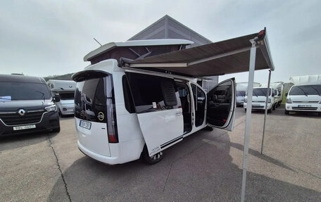 Hyundai Staria, 2022 год, 4 550 855 рублей, 5 фотография