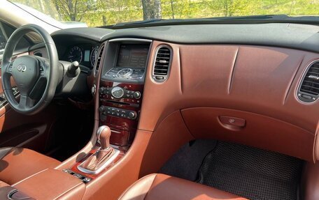 Infiniti QX50 I рестайлинг, 2014 год, 2 100 000 рублей, 21 фотография