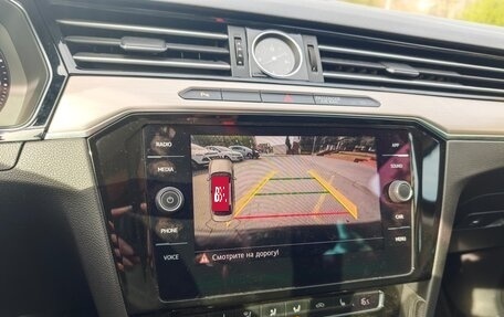 Volkswagen Passat B8 рестайлинг, 2017 год, 2 550 000 рублей, 6 фотография