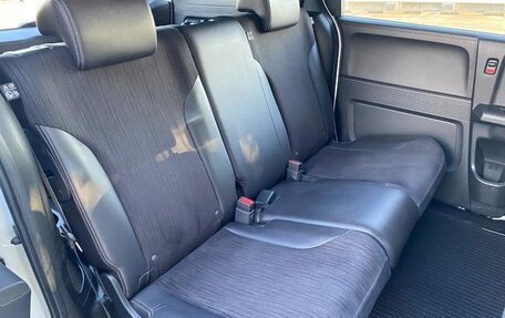 Honda Freed I, 2016 год, 869 000 рублей, 20 фотография