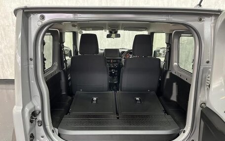 Suzuki Jimny, 2022 год, 1 605 000 рублей, 19 фотография
