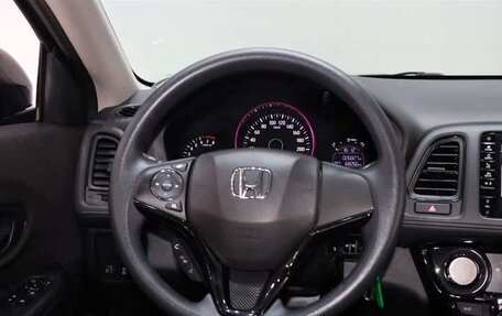 Honda Vezel, 2021 год, 1 600 000 рублей, 7 фотография