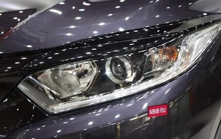 Honda Vezel, 2021 год, 1 600 000 рублей, 12 фотография