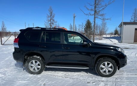 Toyota Land Cruiser Prado 150 рестайлинг 2, 2011 год, 2 800 000 рублей, 4 фотография