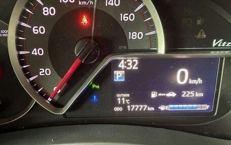 Toyota Vitz, 2020 год, 1 083 000 рублей, 12 фотография
