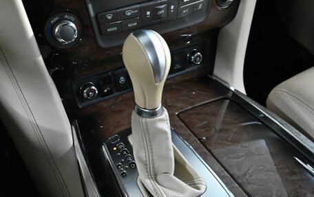 Infiniti QX56, 2011 год, 2 345 000 рублей, 14 фотография