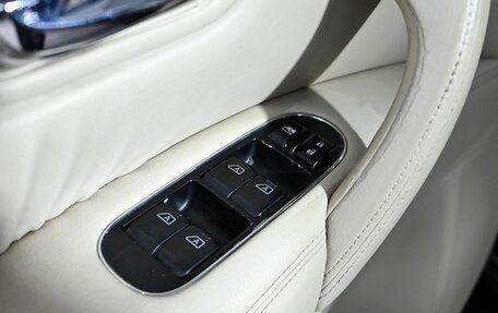 Infiniti QX56, 2011 год, 2 345 000 рублей, 10 фотография