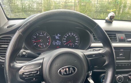 KIA Rio IV, 2018 год, 1 300 000 рублей, 14 фотография