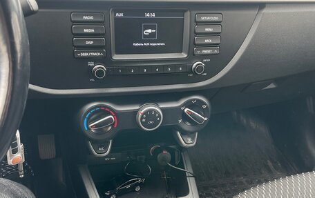 KIA Rio IV, 2018 год, 1 300 000 рублей, 13 фотография