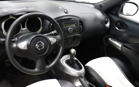 Nissan Juke II, 2013 год, 990 000 рублей, 8 фотография