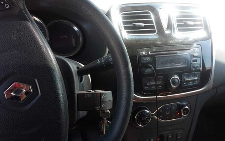 Renault Sandero II рестайлинг, 2014 год, 930 000 рублей, 5 фотография