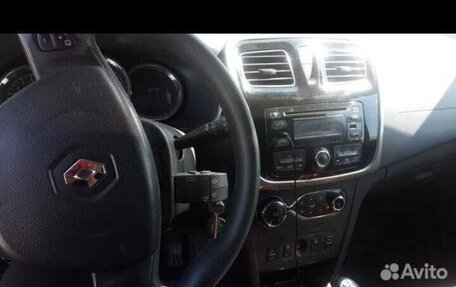 Renault Sandero II рестайлинг, 2014 год, 930 000 рублей, 7 фотография
