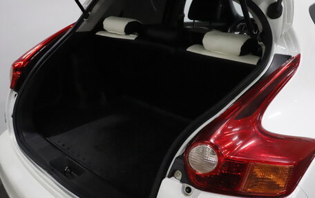 Nissan Juke II, 2013 год, 990 000 рублей, 15 фотография