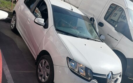 Renault Sandero II рестайлинг, 2014 год, 930 000 рублей, 3 фотография