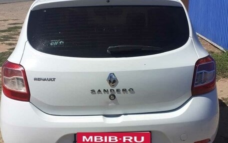 Renault Sandero II рестайлинг, 2014 год, 930 000 рублей, 11 фотография