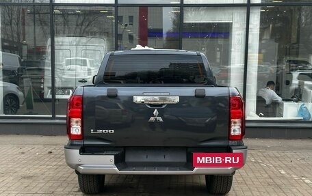 Mitsubishi L200, 2024 год, 4 695 000 рублей, 7 фотография