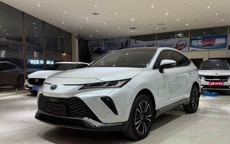 Toyota Venza, 2022 год, 3 250 000 рублей, 1 фотография
