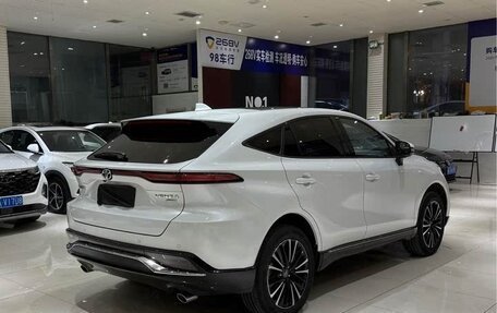 Toyota Venza, 2022 год, 3 250 000 рублей, 7 фотография