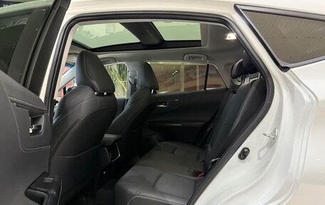 Toyota Venza, 2022 год, 3 250 000 рублей, 19 фотография