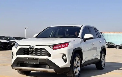 Toyota RAV4, 2021 год, 2 257 000 рублей, 1 фотография