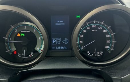 Toyota Land Cruiser Prado 150 рестайлинг 2, 2012 год, 2 600 000 рублей, 12 фотография