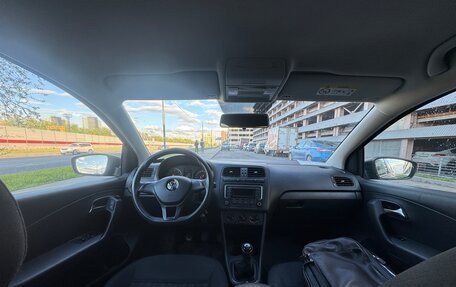 Volkswagen Polo VI (EU Market), 2017 год, 810 000 рублей, 22 фотография