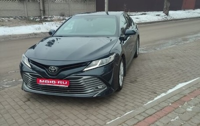 Toyota Camry, 2018 год, 2 300 000 рублей, 1 фотография