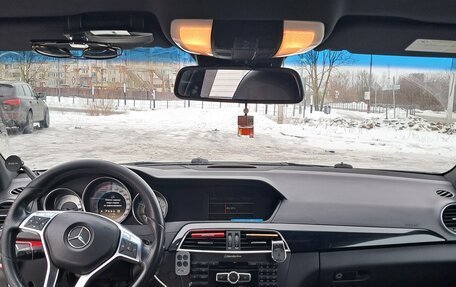 Mercedes-Benz C-Класс, 2011 год, 1 075 000 рублей, 12 фотография