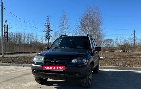 Chevrolet Niva I рестайлинг, 2016 год, 750 000 рублей, 2 фотография