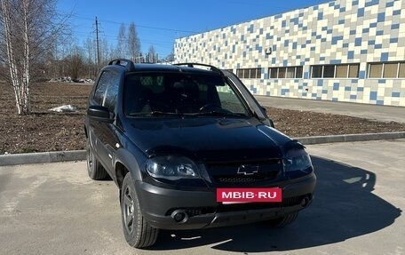 Chevrolet Niva I рестайлинг, 2016 год, 750 000 рублей, 3 фотография
